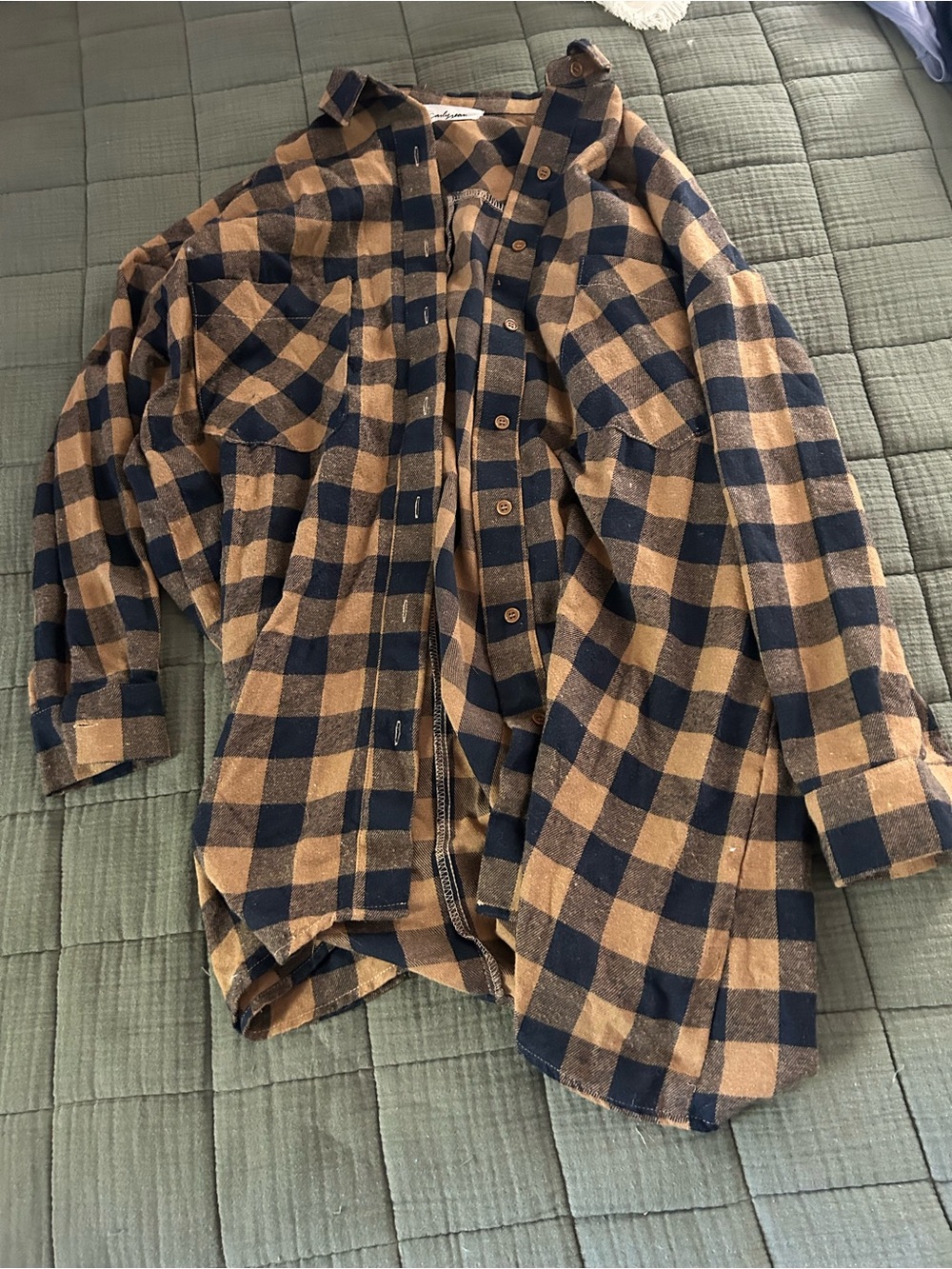 Ladies CJLA Plaid Flannel Shirt Jacket in Tan and Navy